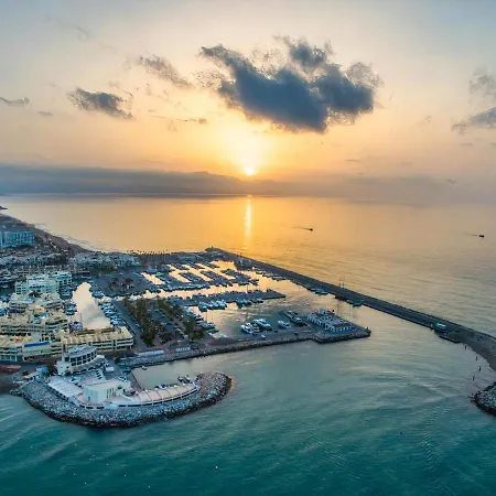 Appartement Beachfront Puerto Marina Sunrise *