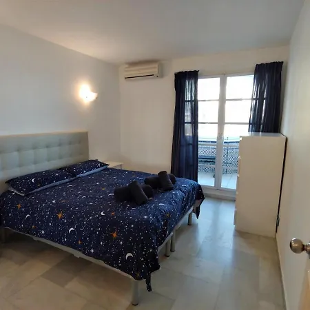 아파트 Beachfront Puerto Marina Sunrise 베날마데나코스타