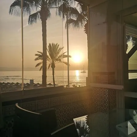 Beachfront Puerto Marina Sunrise *